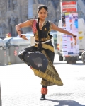 amala-paul-dancing-photos-iddarammayilatho-movie-17