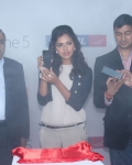 amala-paul-launches-iphone-5-18