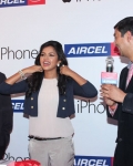 amala-paul-launches-iphone-5-47