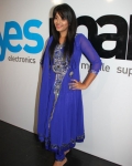 anjali-at-yes-mart-launch-10