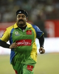 ccl-3-kerala-strikers-vs-mumbai-heros-match-10