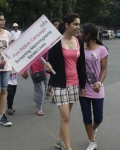 celebs-at-pink-ribbon-walk-2012-photos-10