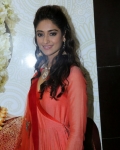 ileana-at-forever-jewellery-shop-opening-14