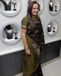 jayapradha-launches-malabar-diamond-show-room-11