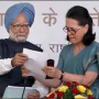 PM, Sonia visit Kokrajhar relief camps