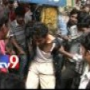 Chain Snatcher Caught & Thrashed in Ramanthapur – Visuals